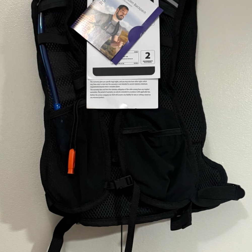 Crane Hydration Backpack - Picture 6 of 9